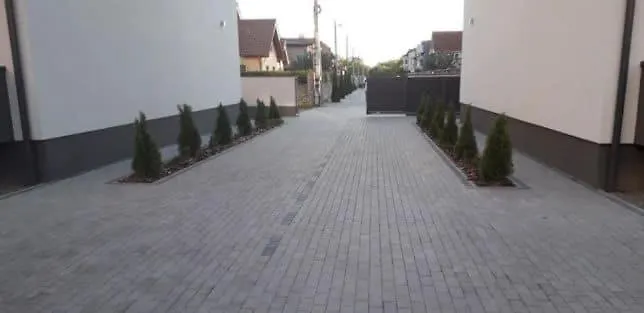Apartman з паркомісцем